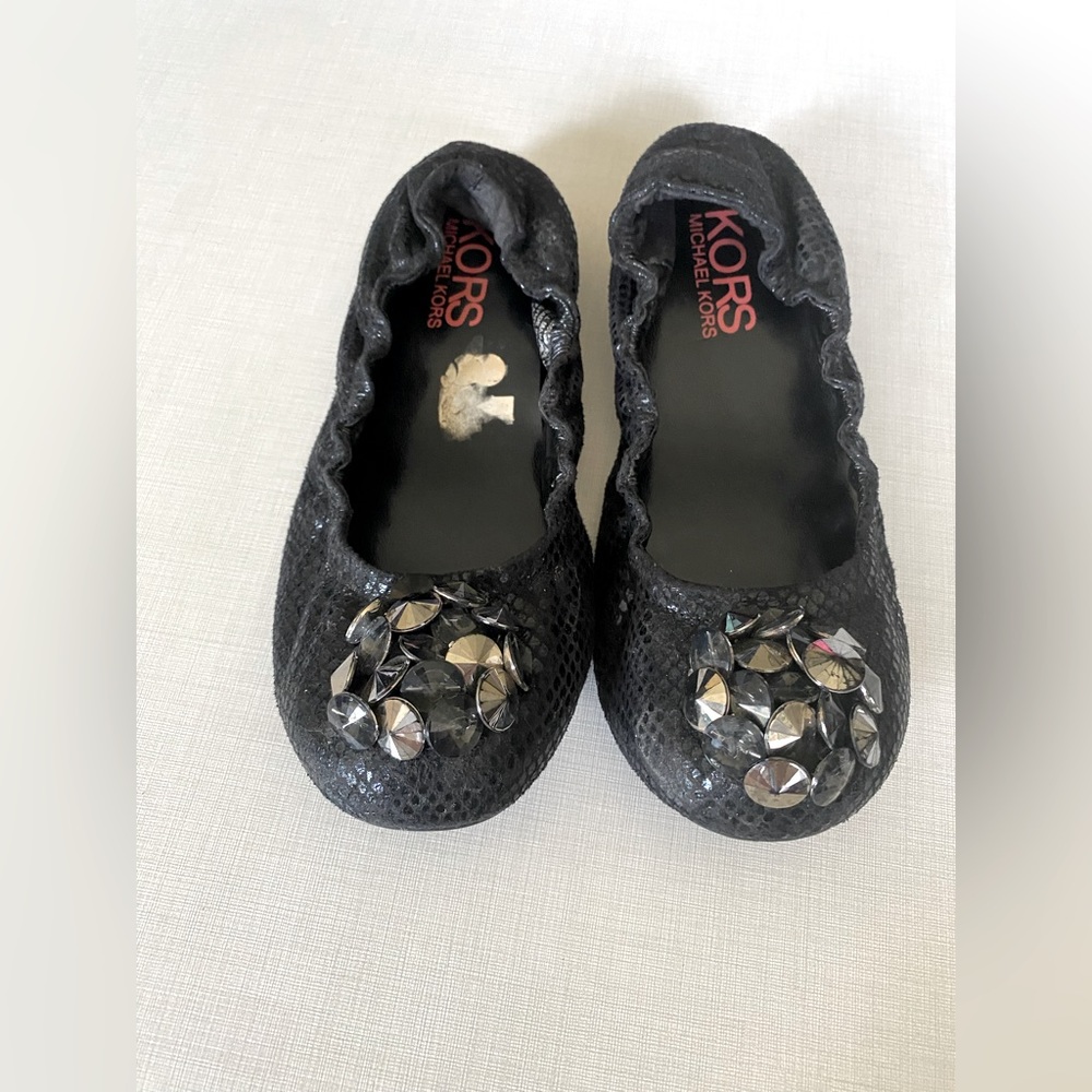 Black Michael Kors flats